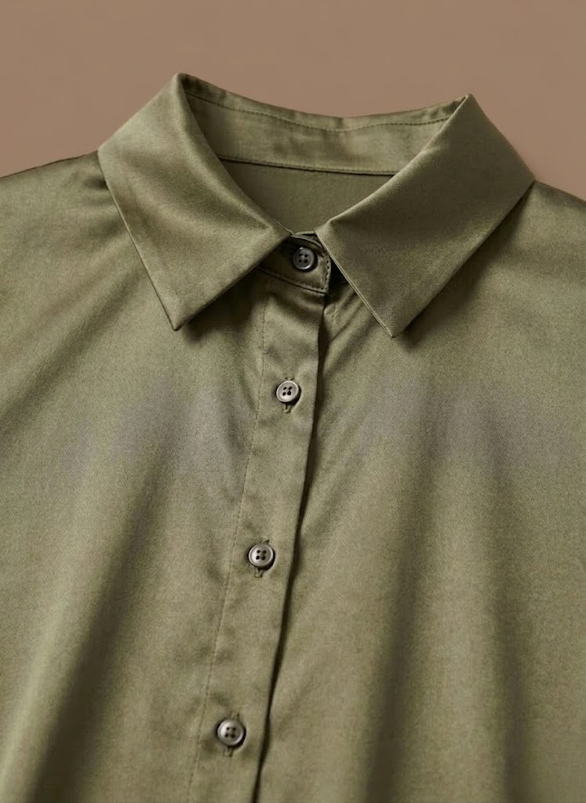 Elegant Satin-Look Shirt With Collared Neckline