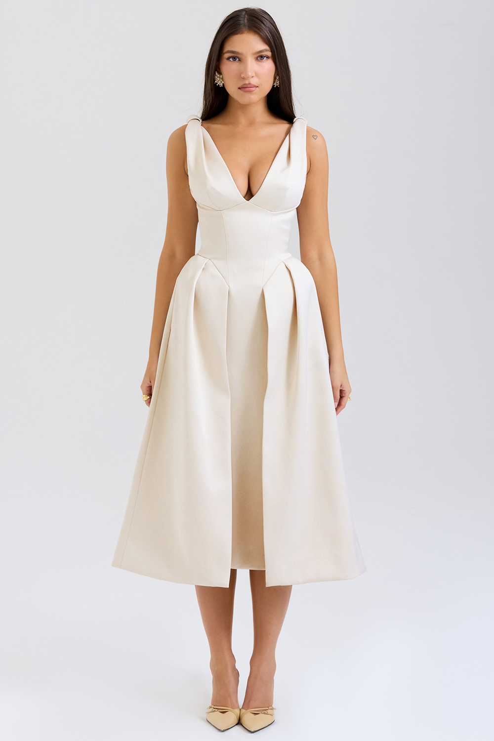 Satin-Look Finish Dress With V-Neck Corset-Style Evening