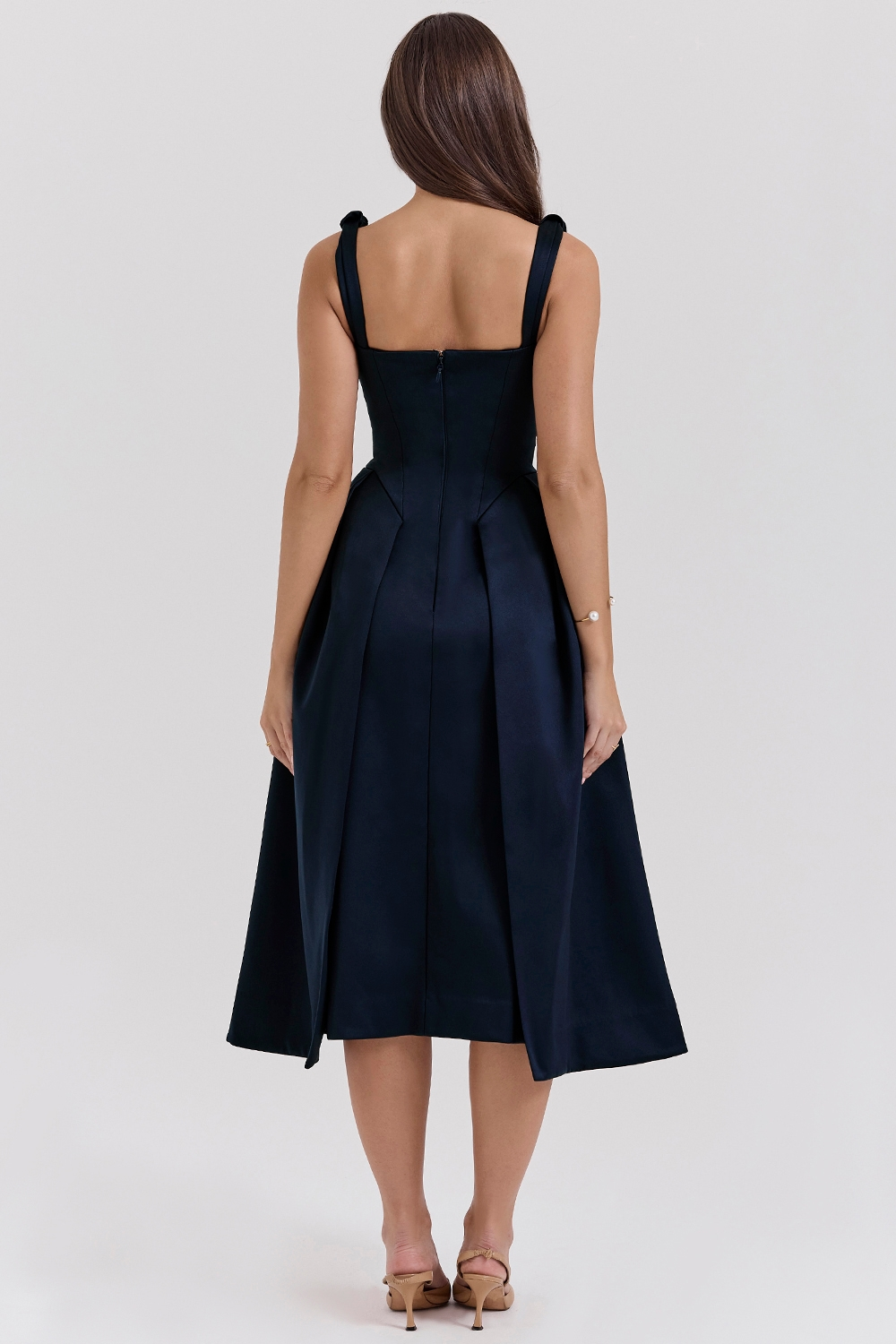 Satin-Look Finish Dress With V-Neck Corset-Style Evening