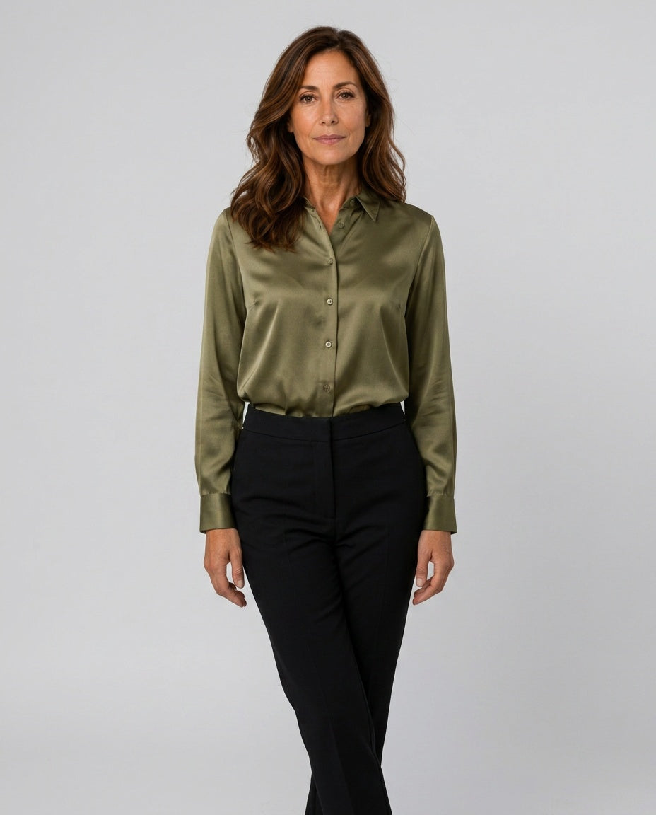 Elegant Satin-Look Shirt With Collared Neckline